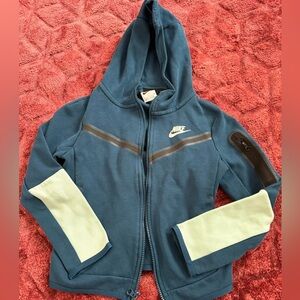 Nike Sportswear Tech Fleece zip hoodie. Size S. Turquoise & mint. Great cond.